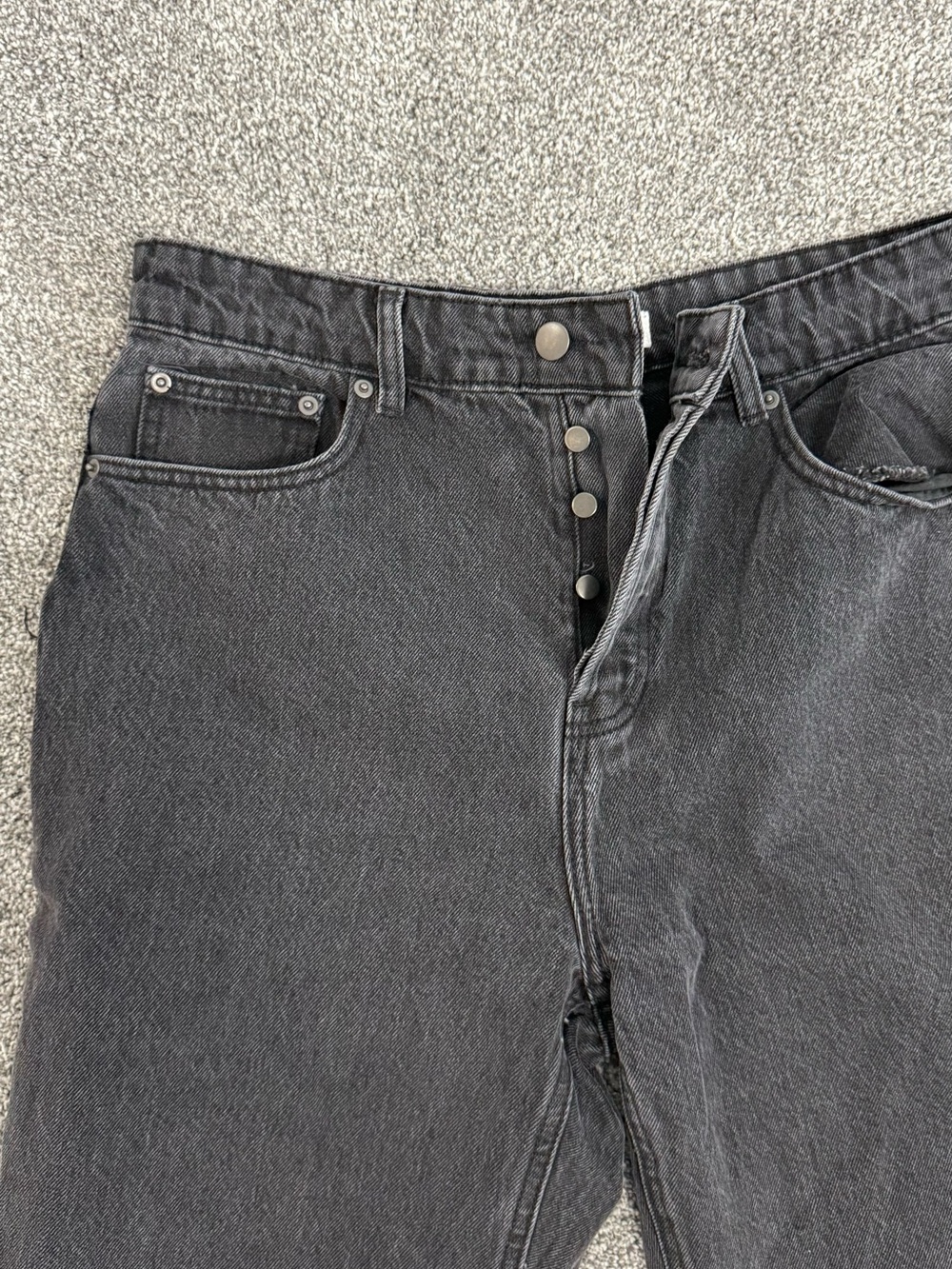 Jeans - Picture 3 of 5